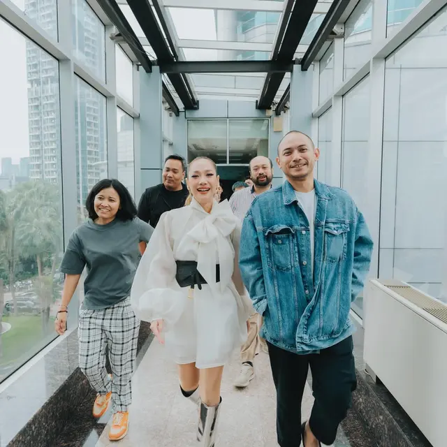 7 Momen Bunga Citra Lestari Rayakan Valentine Pertama Bareng Tiko Aryawardhana