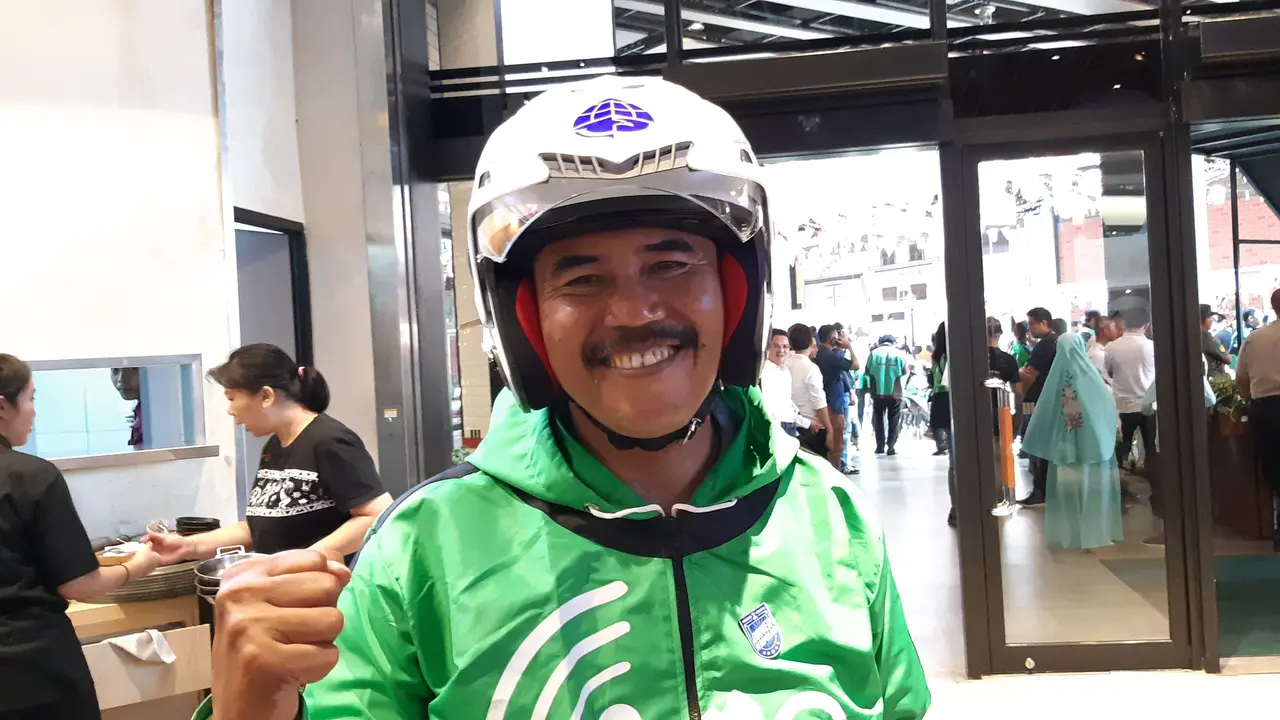 Mulyono, driver Gojek dengan nomor registrasi 0001 alias orang yang tercatat pertama kali sebagai driver.