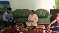 Bertemu Habib Luthfi, AHY Minta Doa untuk Kesembuhan Ibu Ani Yudhoyono