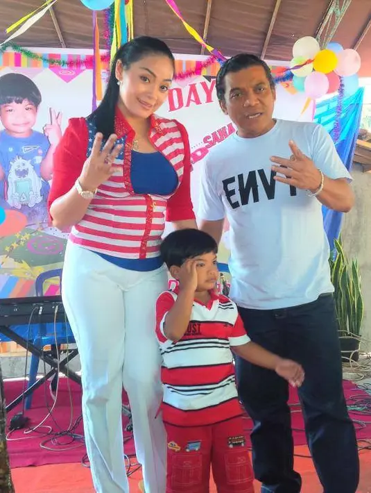 Yan Vellia (Facebook/Yan Vell)