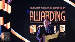 Direktur Utama PT GTS, Joko Driyono memberi sambutan pada malam penghargaan di Hotel Aryaduta Bandung, Minggu (8/1). Persipura tampil sebagai tim terbaik sekaligus juara ISC 2016. (Liputan6.com/Helmi Fithriansyah)