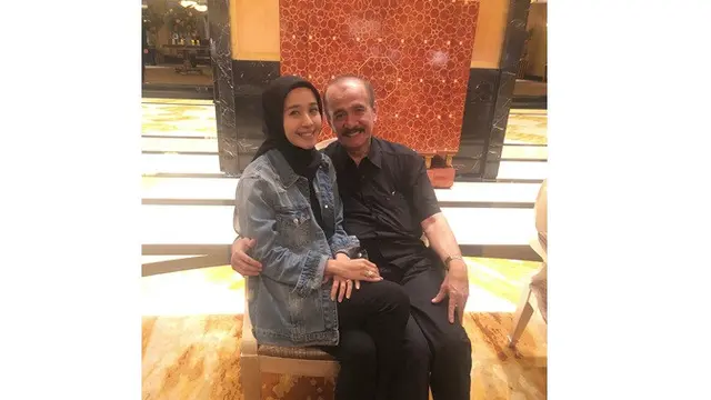 7 Potret Hangat Laudya Cynthia Bella dan Sang Ayah yang Jarang Tersorot