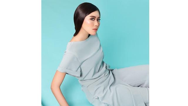 Biasa Natural, Ini 6 Potret Syahnaz Sadiqah dengan Makeup Tebal (sumber: Instagram.com/syahnazs)