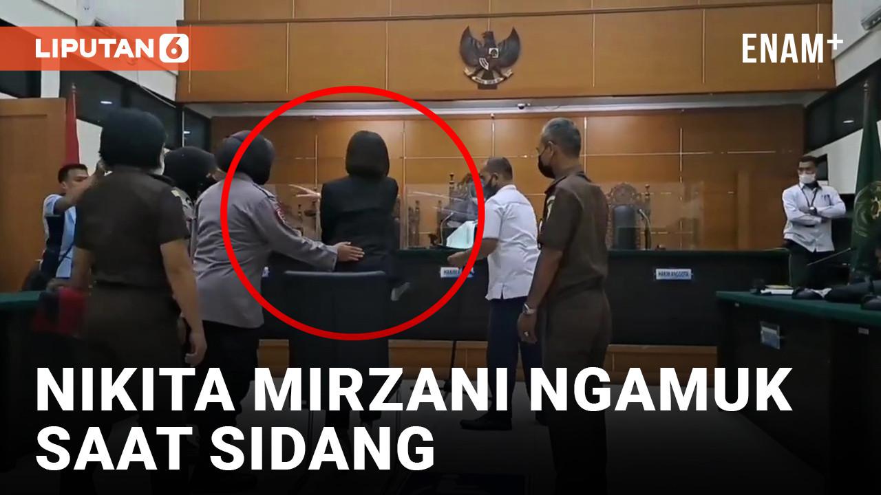Nikita Mirzani Ngamuk di Ruang Sidang, Pukul Mic Sampai Jatuh
