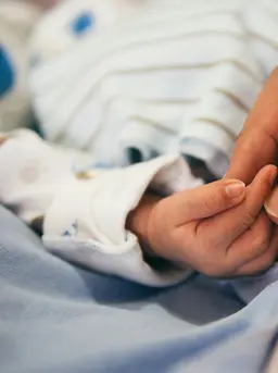 Jenis vaksin yang diberikan pada bayi yang baru lahir (Foto: Aditya Romansa/Unsplash)