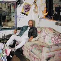 Paduan warisan dan teknologi terangkum dalam koleksi optimis tentang masa depan.