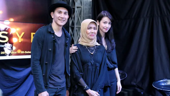 [Bintang] Preskon film Chrisye