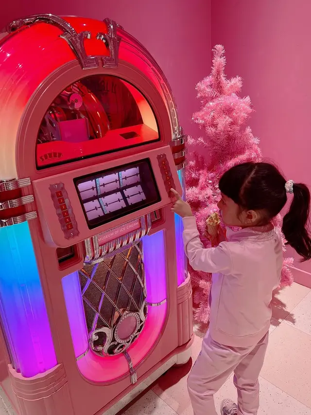 Nycta Gina liburan bersama keluarga (Instagram/missnyctagina)