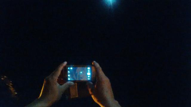 Bintang Biru Terlihat Saat Gerhana Bulan Sebagian