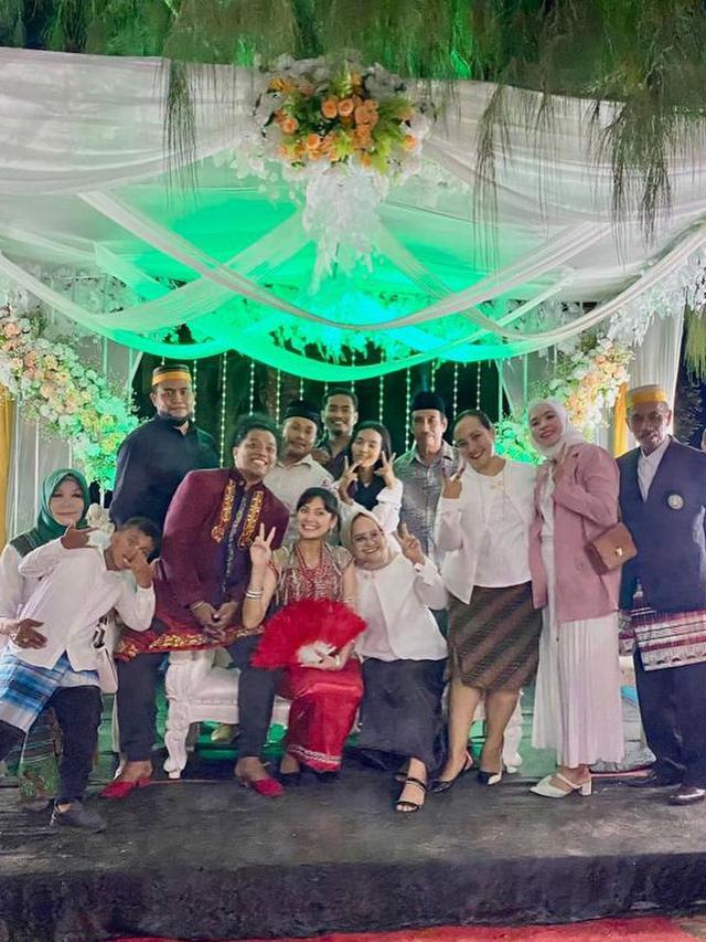 Syukuran Pernikahan Arie Kriting