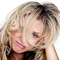 Jangan biarkan bad hair day bikin mood kamu rusak sepanjang hari. Atasi dengan cara-cara sepele berikut ini.