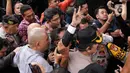 Dalam keterangannya, tim kuasa hukum Hasto Kristiyanto, Maqdir Ismail mengatakan bahwa pemeriksaan selanjutnya akan dilaksanakan sesuai dengan kebutuhan dari pihak penyidik KPK. (Magang/Liputan6.com/Muhammad Rizal)