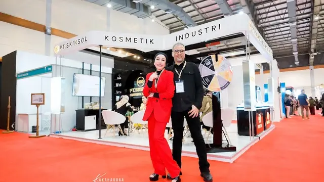 Selebgram Michael Simon dan Rizky Ananda Musa. (Foto: Dok. Koleksi Pribadi Rizky Ananda Musa)