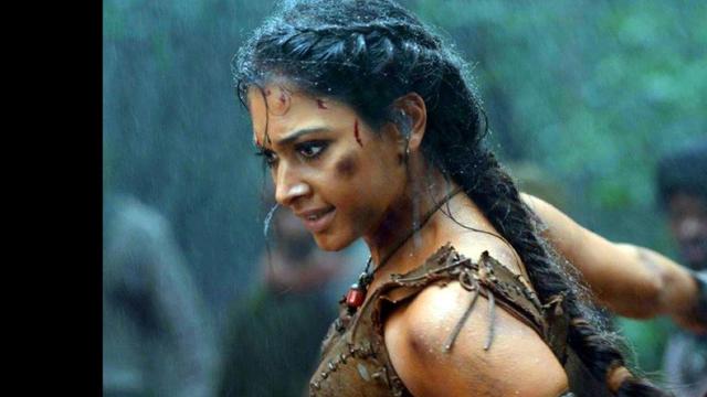 Adegan film Baahubali The Beginning (Foto: Dharma Productions via IMDB)