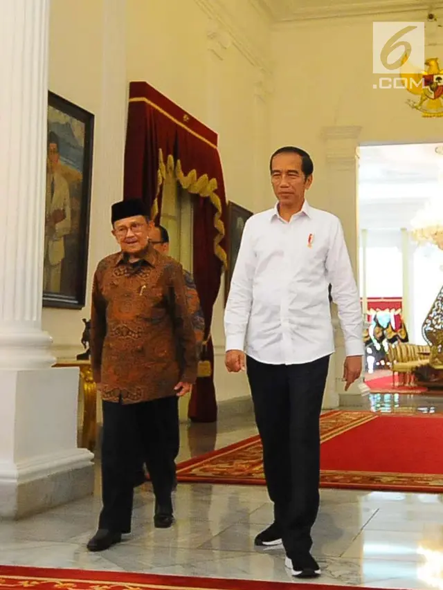 Jokowi Terima Kunjungan BJ Habibie di Istana Merdeka