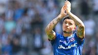 Gelandang Chelsea asal Inggris #19, Jadon Sancho, bertepuk tangan kepada para penggemar di akhir pertandingan Liga Primer Inggris antara Newcastle United dan Chelsea di St James' Park, Newcastle-upon-Tyne, Inggris timur laut, pada 11 Mei 2025. Newcastle United menang 2-0 atas Chelsea. (ANDY BUCHANAN/AFP)