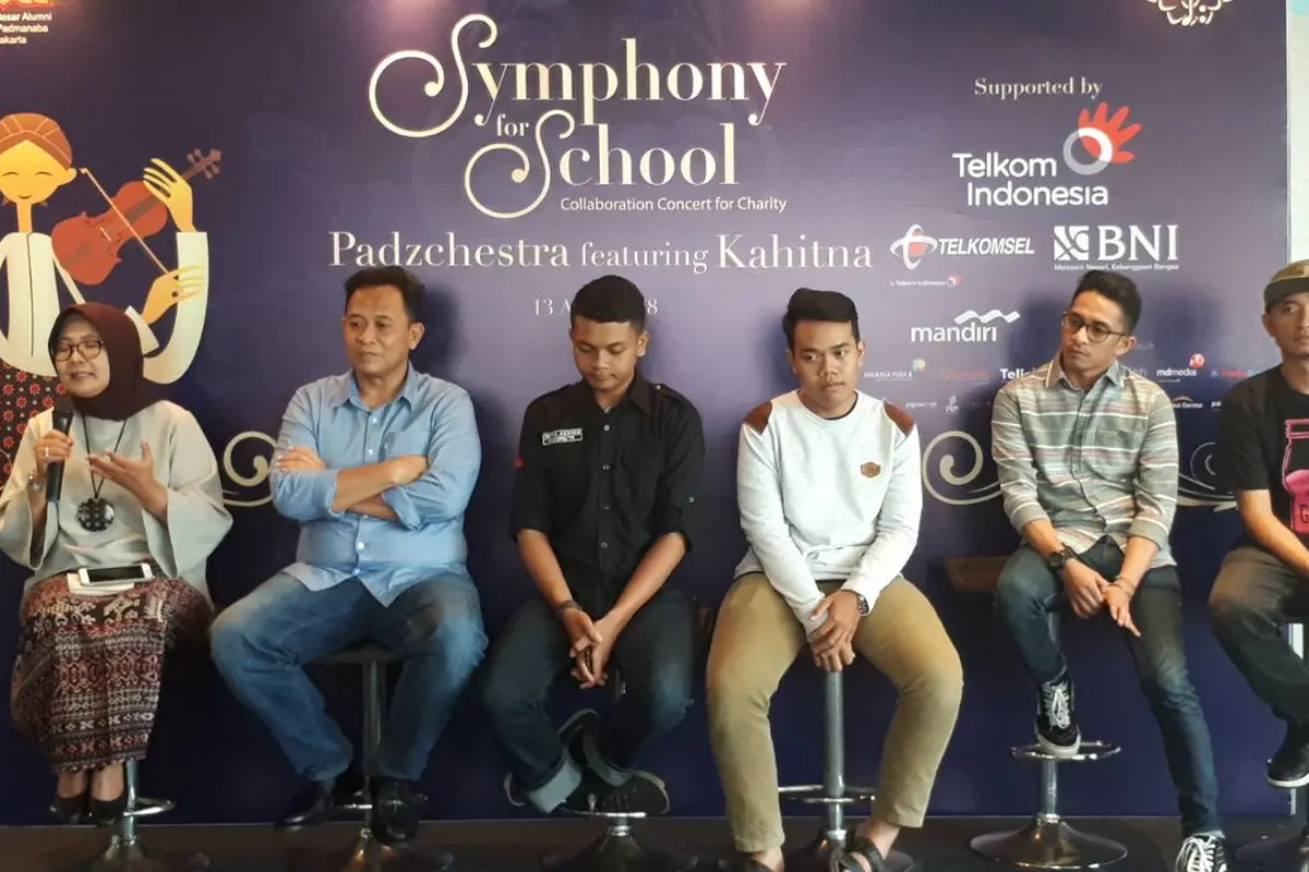 Anak-anak SMA Negeri 3 Padmanaba Yogyakarta