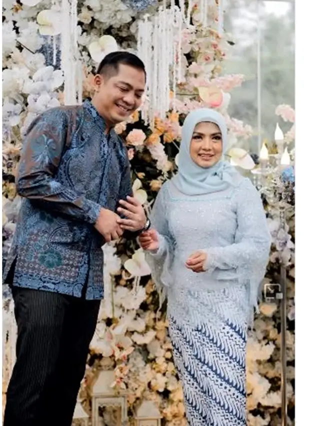 6 Potret Lamaran Ade Govinda dan Indi Arisa, Romantis Digelar Outdoor