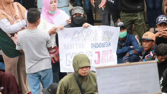 Belasan Ribu Massa di Jember Dukung Program Strategis Prabowo, Minta MBG Tetap Dilanjutkan