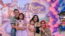 Namun sayang, orangtua Rafathar, Raffi Ahmad dan Nagita Slavina berhalangan hadir dalam acara ini.(Instagram@rieta_amilia)