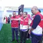 Wakil Direktur Utama Pertamina Wiko Migantoro saat melakukan kunjungan ke SPBU rest area KM 57 A Tol Jakarta-Cikampek, Rabu 3 April 2024. Kegiatan tersebut dalam rangka memastikan kesiapan Pertamina menghadapi libur masa Ramadhan dan arus mudik Idul Fitri 204.