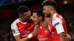 Ekspresi pemain Arsenal, Alexis Sanchez, setelah mencetak gol ke gawang Ludogorets dalam laga Grup A Liga Champions di Stadion Emirates, Kamis (20/10/2016) dini hari WIB. (AFP/Ben Stansall)