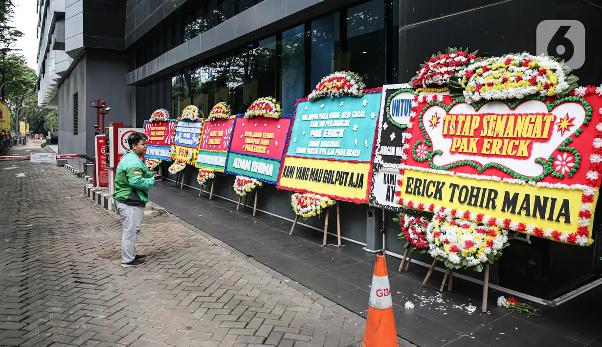 FIFA pun langsung bereaksi dengan membatalkan pengundian Piala Dunia U-20 di Bali yang harusnya digelar pada 31 Maret 2023 ini, juga menghapus berita soal lagu Piala Dunia U-20 berjudul Glorious yang dinyanyikan Weird Genius dan 2 penyanyi muda Indonesia. (Liputan6.com/Faizal Fanani)