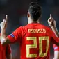 Gelandang Spanyol, Marco Asensio berselebrasi usai mencetak gol kedua ke gawang Kroasia selama pertandingan UEFA Nations League di stadion Manuel Martinez Valero, Spanyol (11/9). Spanyol menang telak atas Kroasia 6-0. (AP Photo/Alberto Saiz)