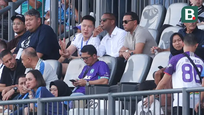 Bincang Hangat Lord Arthur dan Legenda Belanda di Tengah Sengitnya Duel Persita vs Persik