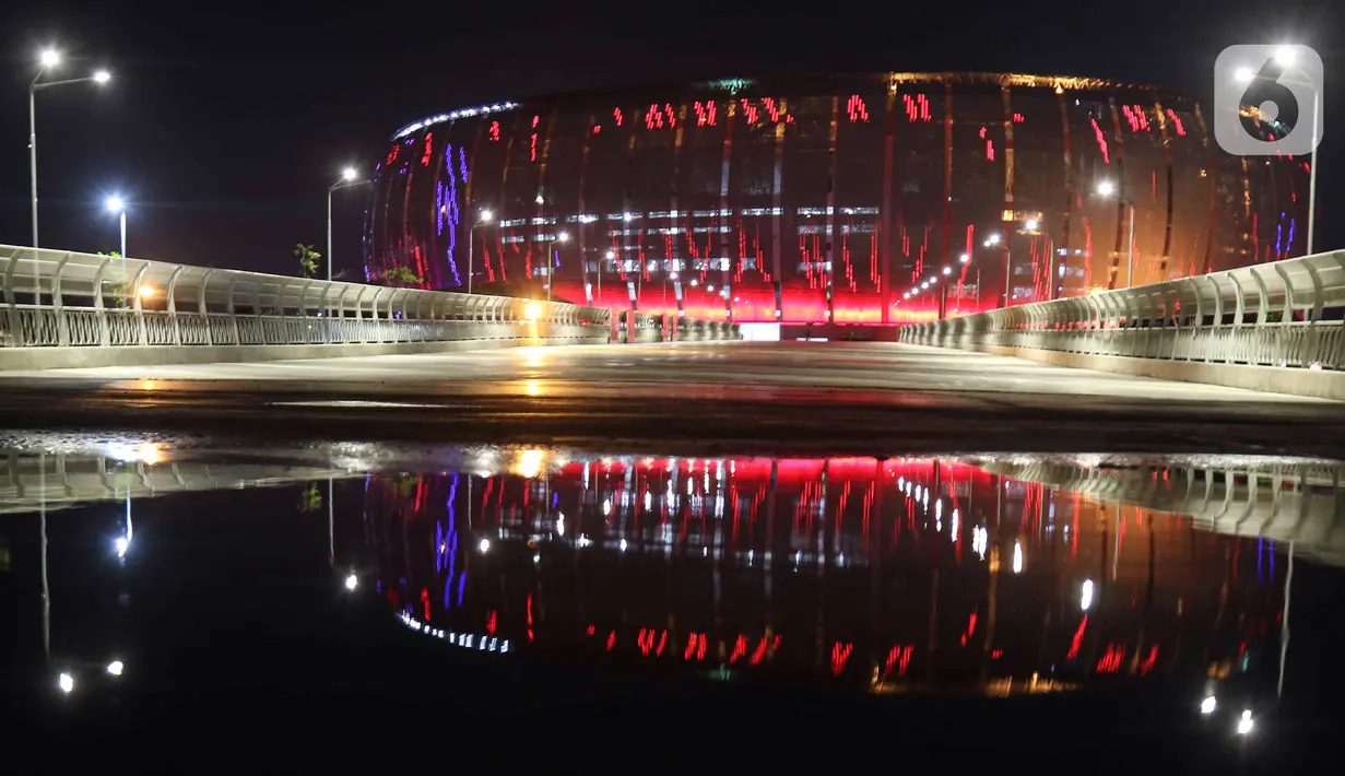 Suasana Jakarta International Stadium (JIS), Jakarta, Selasa (15/3/2022). Berdasarkan laporan mingguan ke-132, PT Jakarta Propertindo mencatat progres realisasi pembangunan stadion yang diproyeksikan berkapasitas 82.000 penonton itu mencapai 98,60 persen. (Liputan6.com/Herman Zakharia)