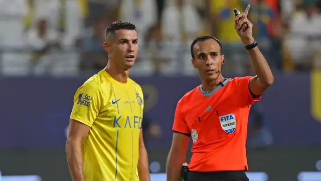 Foto: Pemain Bintang Al Nassr Tak Berkutik saat Melawan Al Taawon di Liga Arab Saudi 2023 / 2024