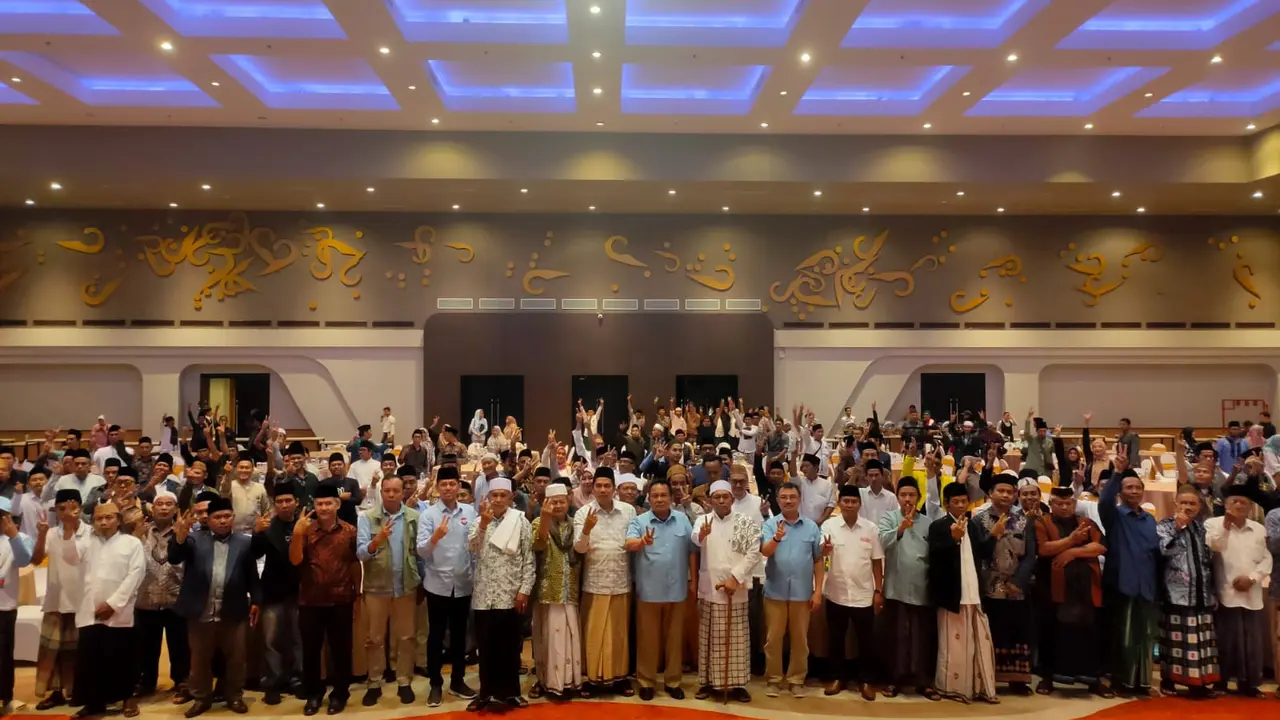 Ratusan Kiyai Deklarasi Dukungan Prabowo-Gibran