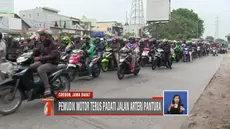 Ribuan sepeda motor dominasi jalur Pantura, Cirebon, hingga  menimbulkan kemacetan.