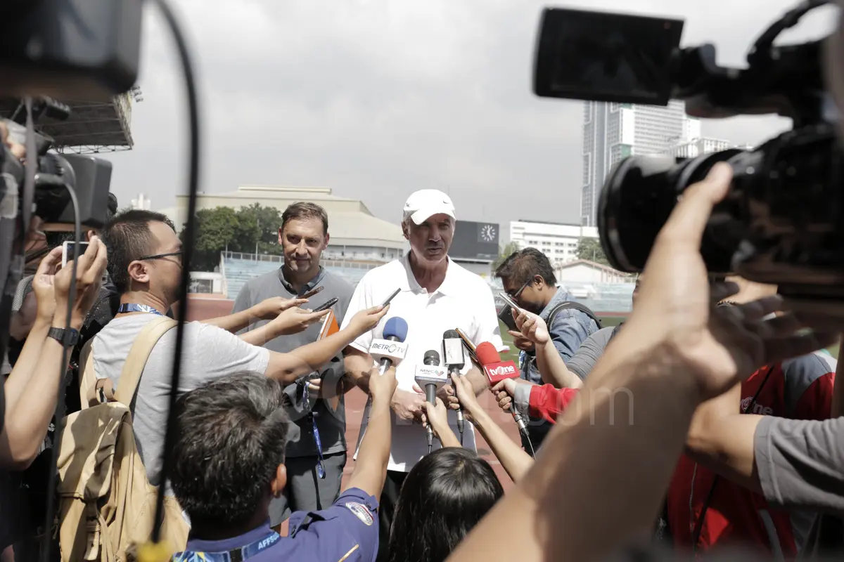 Alfred Riedl