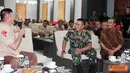 Citizen6, Surabaya: Turut Hadir dalam acara tersebut, Komandan Pasmar-1 Brigjen TNI (Mar) R. Gatot Suprapto, Kepala Staf Pasmar-1 Kolonel Marinir Dedi Suhendar, dan para Asisten Pasmar-1 serta para Dankolak Satlak Pasmar-1. (Pengirim: Diyat Akmal)