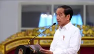 Presiden Joko Widodo (Jokowi) memberikan pidato dalam sidang kabinet paripurna di Istana Negara, Jakarta, Senin, 3 Juli 2023. (Foto: Instagram @jokowi)
