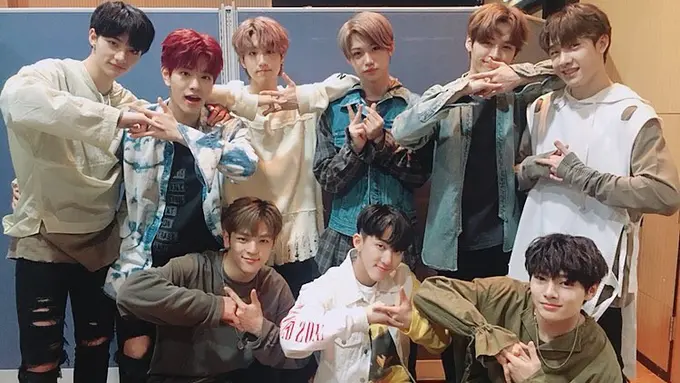 [Bintang] MV Grow Up, Kejutan Stray Kids Usai Resmi Debut