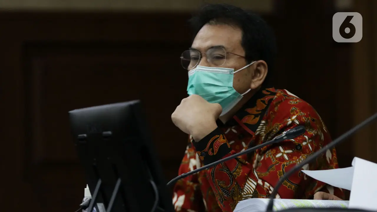Sidang Azis Syamsuddin Simak Keterangan Saksi-Saksi