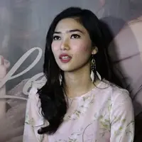 Isyana Sarasvati belajar akting untuk album keduanya.