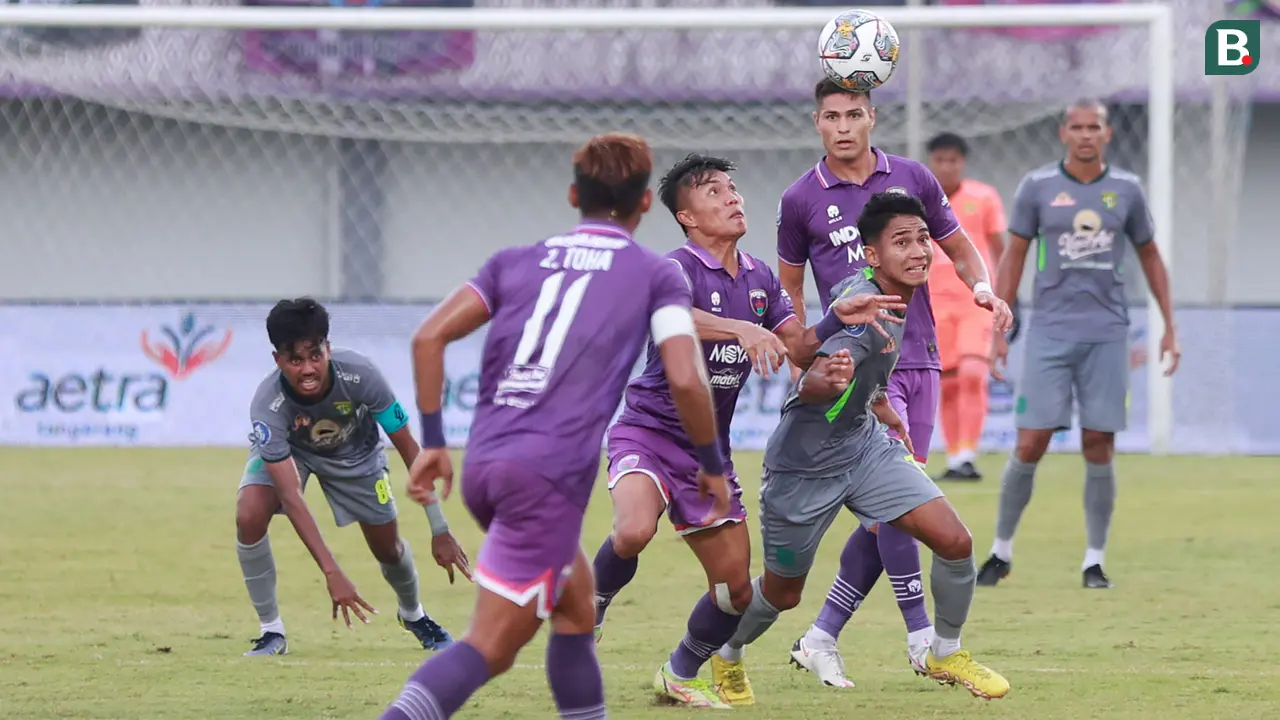 BRI Liga 1 2022/2023: Persita Tangerang vs Persebaya Surabaya