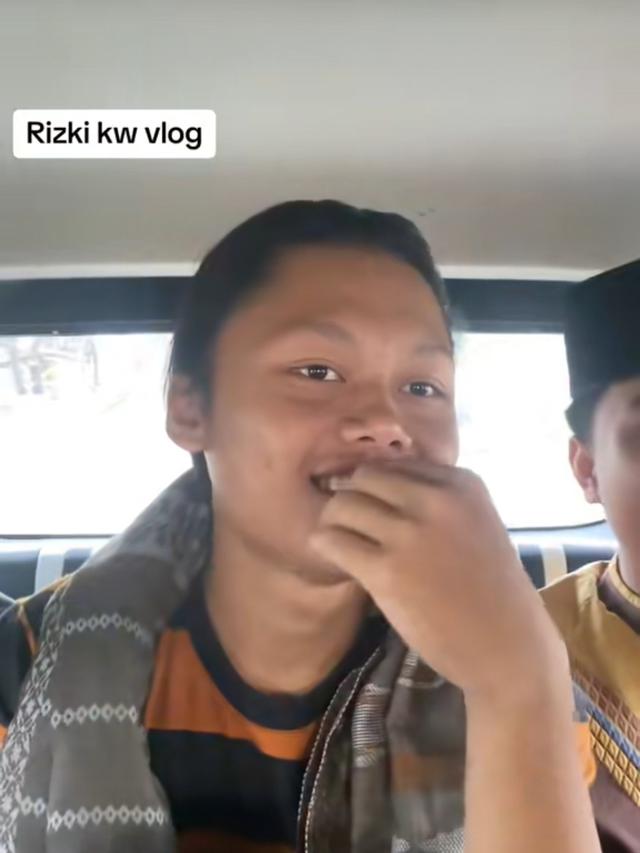 Pria Mirip Rizky Febian