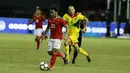 Gelandang Indonesia, Ilham Udin Armayn, menggiring bola saat pertandingan persahabatan melawan Guyana di Stadion Patriot, Bekasi, Sabtu (25/11/2017). Indonesia menang 2-1 atas Guyana. (Bola.com/M Iqbal Ichsan)