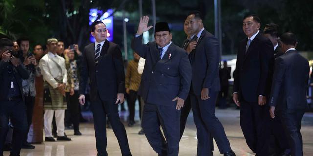 Presiden Prabowo dan Jajaran Menteri Kabinet Merah Putih Hadiri Resepsi Pernikahan El Rumi Syifa Hadju