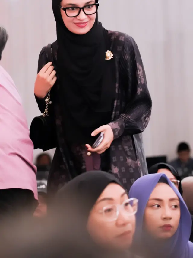 Kajian Jelang Lahiran Anak Kedua Aurel Hermansyah
