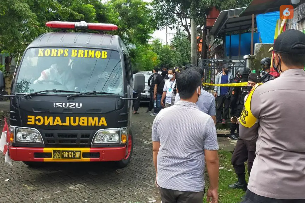 Densus 88 tembak mati dua terduga teroris di Makassar (Liputan6.com/Fauzan)