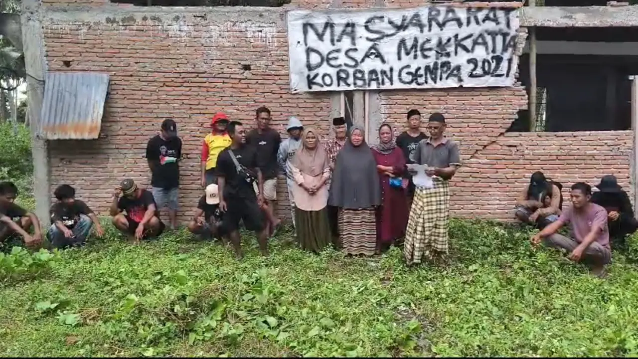 Korban gempa Majene