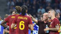 Pelatih AS Roma, Jose Mourinho pada laga uji coba kontra Spurs. (JACK GUEZ / AFP)