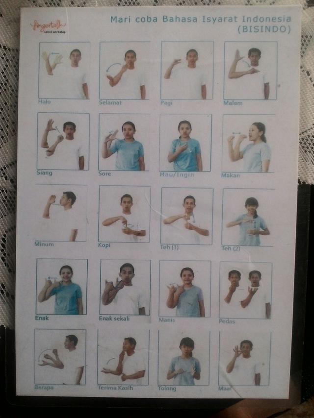 [Bintang] Kenalkan Bahasa Isyarat, Kafe Ini Gandeng Tunarungu Jadi Pelayan