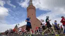 Para pelari berkompetisi dalam Moscow Half Marathon di Moskow, Rusia (2/8/2020). Korban tewas akibat Covid0-19 di Rusia naik menjadi 14.128.  (Xinhua/Alexander Zemlianichenko Jr)