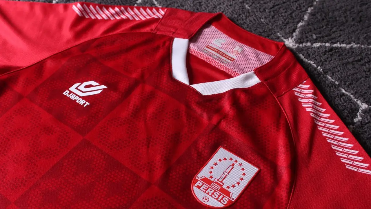 Persis Solo